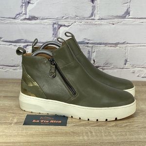 Vionic Brinkely Olive Green Platform Ankle Bootie